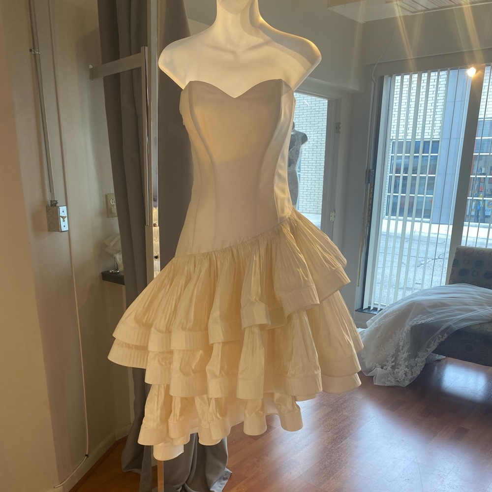 Fashionable designer mini